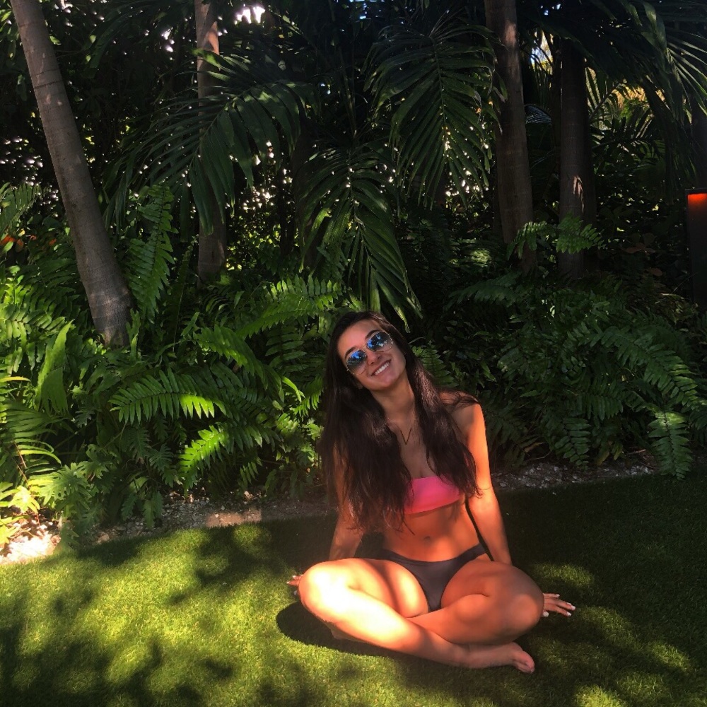 Meet your Posher, Victoria